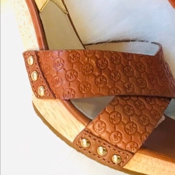 Michael Kors Sandals - Picture 6 of 7